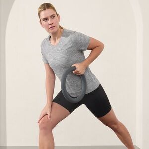 Athleta in motion tee